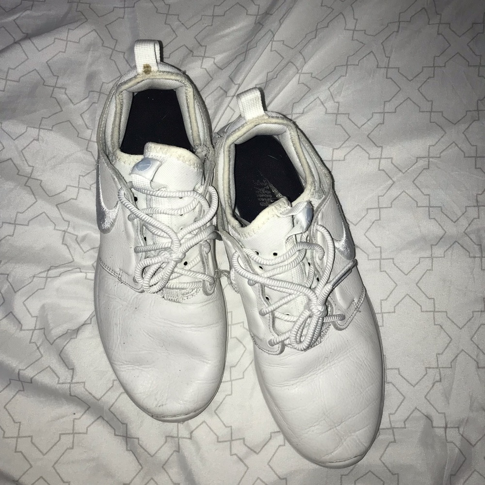 Nike leather Roshes